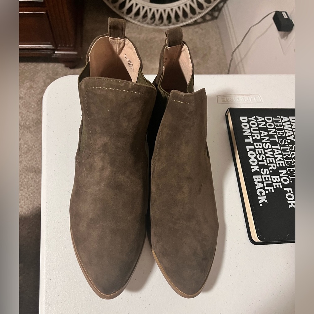 Women shoes